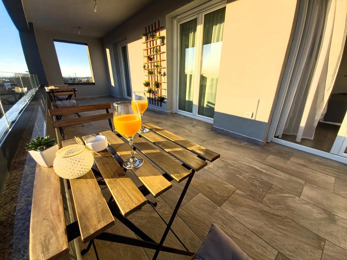 Villa Tia With Heated Pool & Jacuzzi Murvica  Extérieur photo