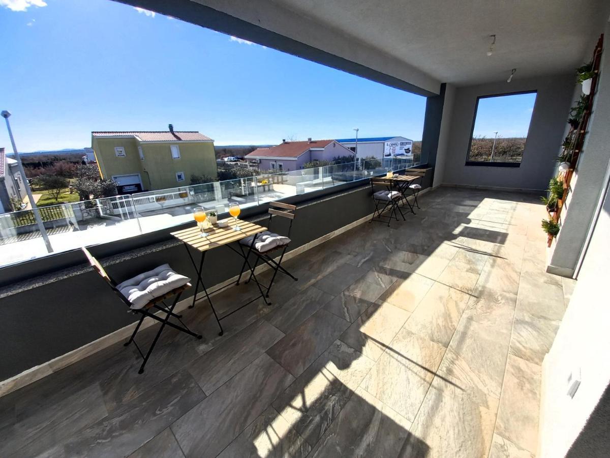 Villa Tia With Heated Pool & Jacuzzi Murvica  Extérieur photo