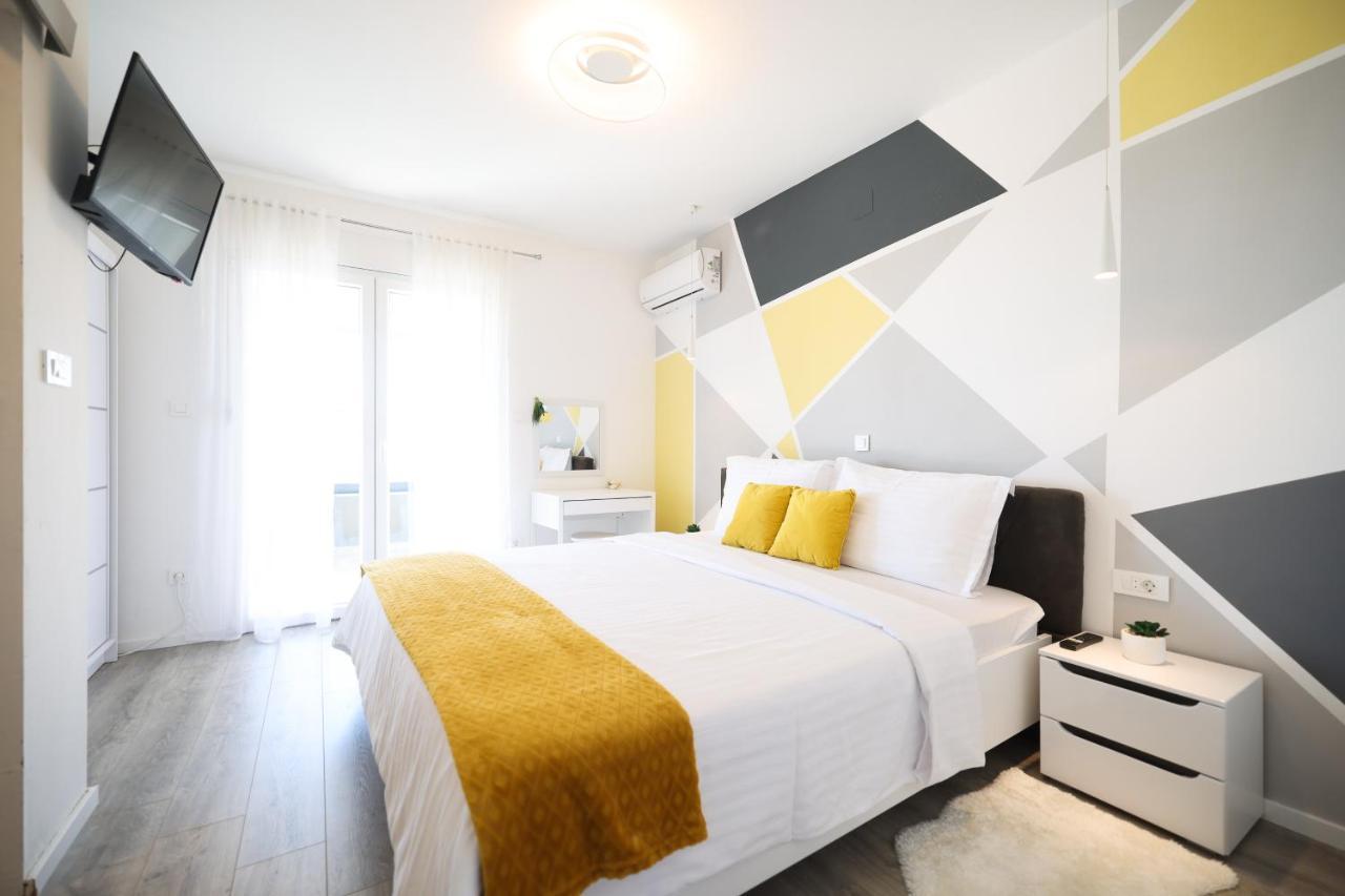 Villa Tia With Heated Pool & Jacuzzi Murvica  Extérieur photo