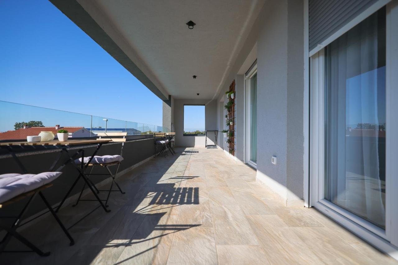 Villa Tia With Heated Pool & Jacuzzi Murvica  Extérieur photo