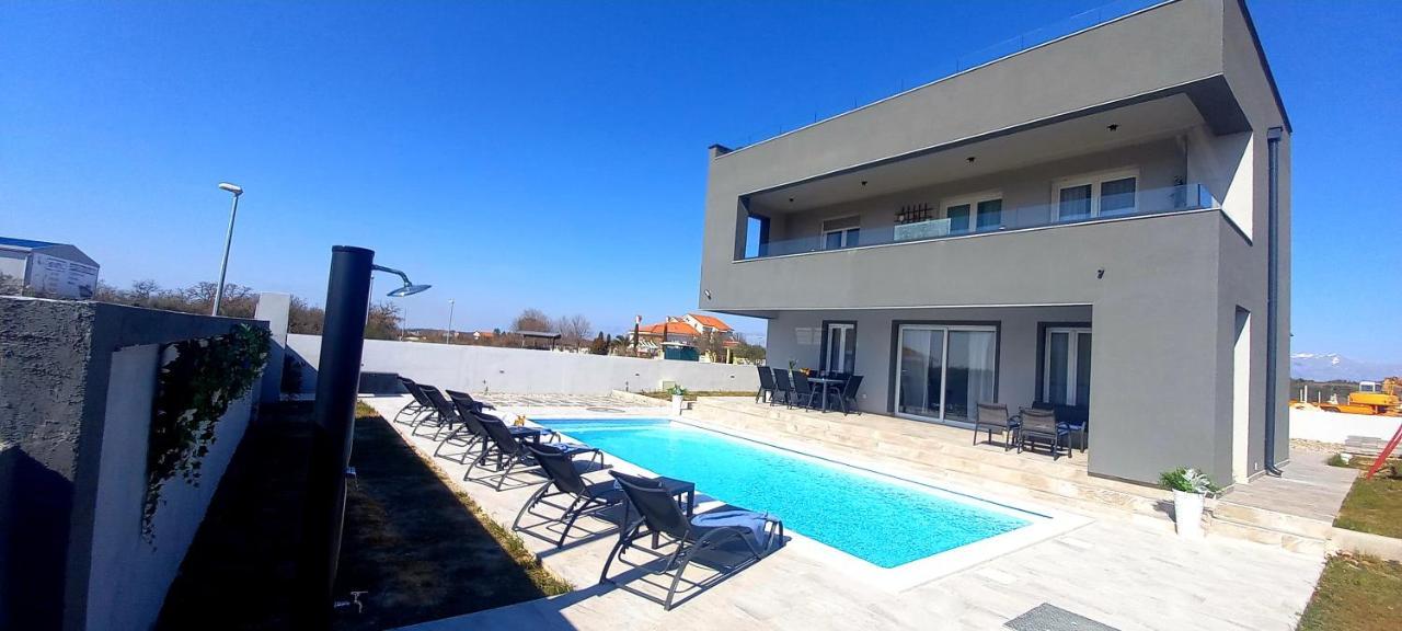 Villa Tia With Heated Pool & Jacuzzi Murvica  Extérieur photo