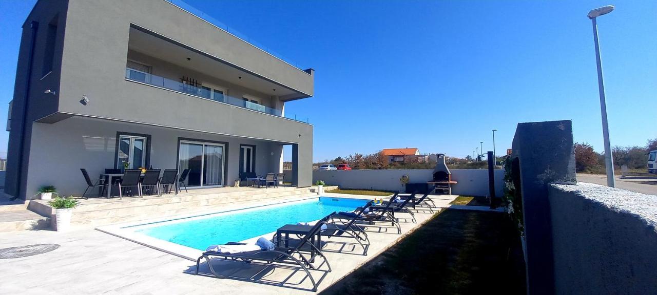 Villa Tia With Heated Pool & Jacuzzi Murvica  Extérieur photo