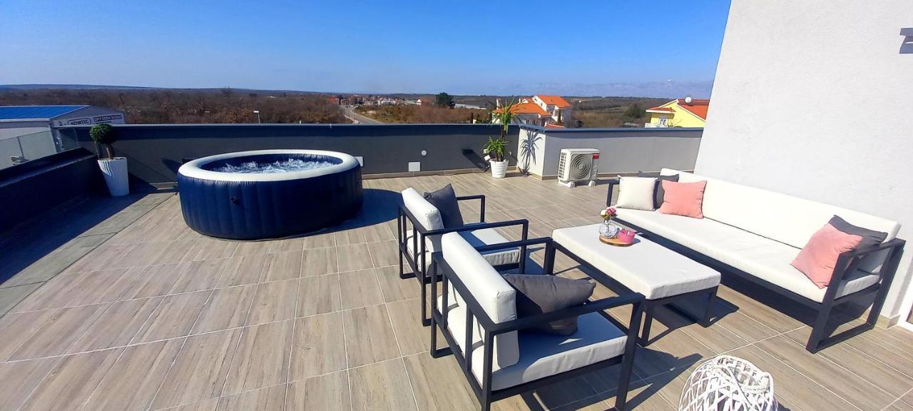 Villa Tia With Heated Pool & Jacuzzi Murvica  Extérieur photo